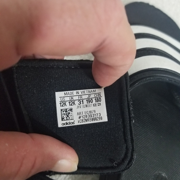 Kids Adidas Slides Unisex - Picture 4 of 5